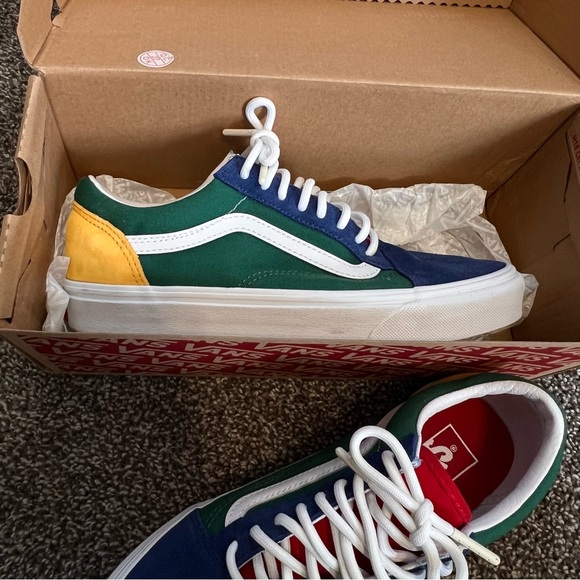 Old Skool Vans - Picture 2 of 6